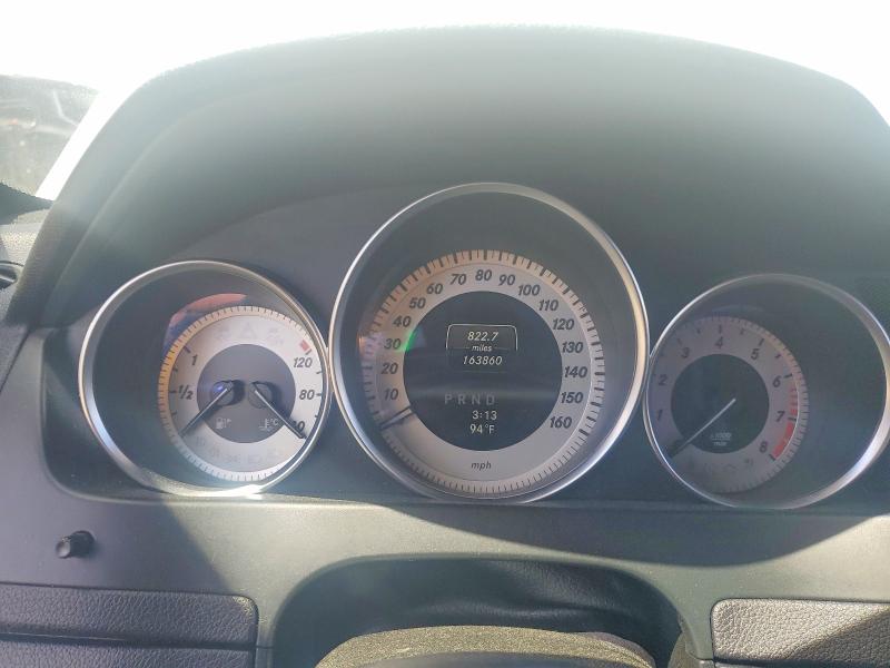 2013 Mercedes-benz C მანქანა იყიდება აუქციონზე, vin: WDDGF4HB6DR271338, აუქციონის ნომერი: 85606125