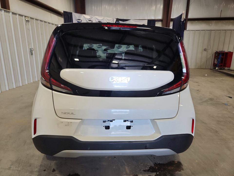 2023 Kia Soul მანქანა იყიდება აუქციონზე, vin: KNDJ23AU3P7858002, აუქციონის ნომერი: 58943666