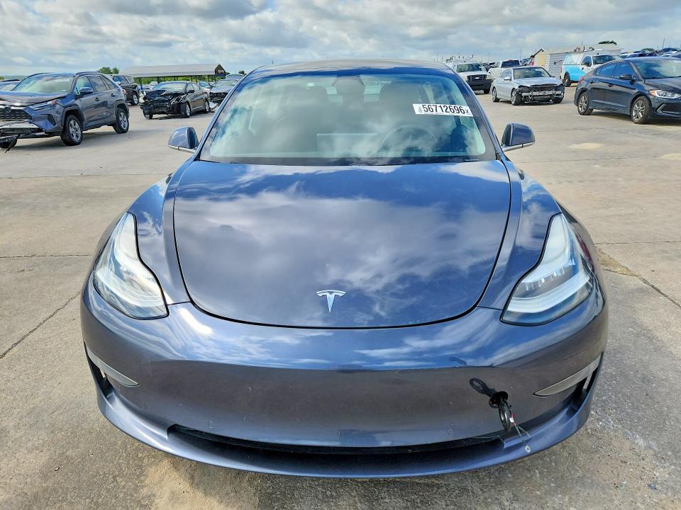 56712696 :رقم المزاد ، 5YJ3E1EA7LF705177 vin ، 2020 Tesla Model 3 مزاد بيع