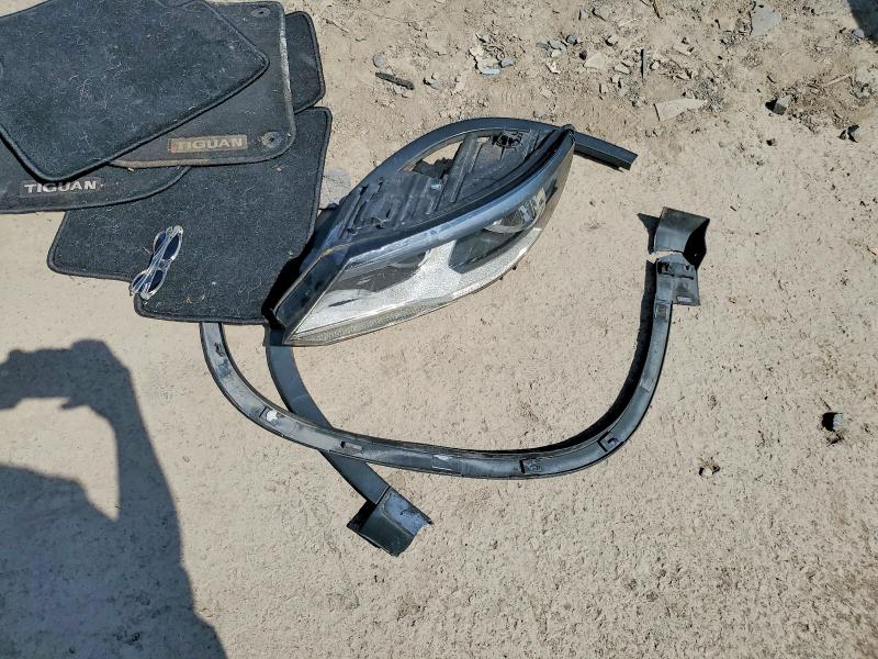 2013 Volkswagen Tiguan მანქანა იყიდება აუქციონზე, vin: WVGBV3AX2DW597397, აუქციონის ნომერი: 56316916
