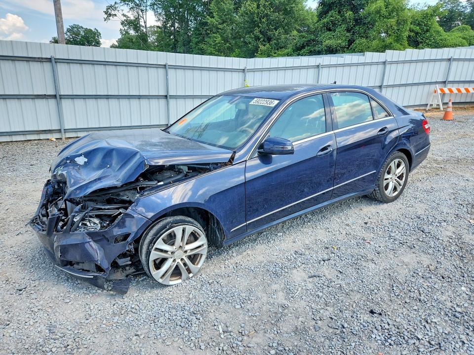 59222936 :رقم المزاد ، WDDHF5GB6BA369633 vin ، 2011 Mercedes-benz E مزاد بيع