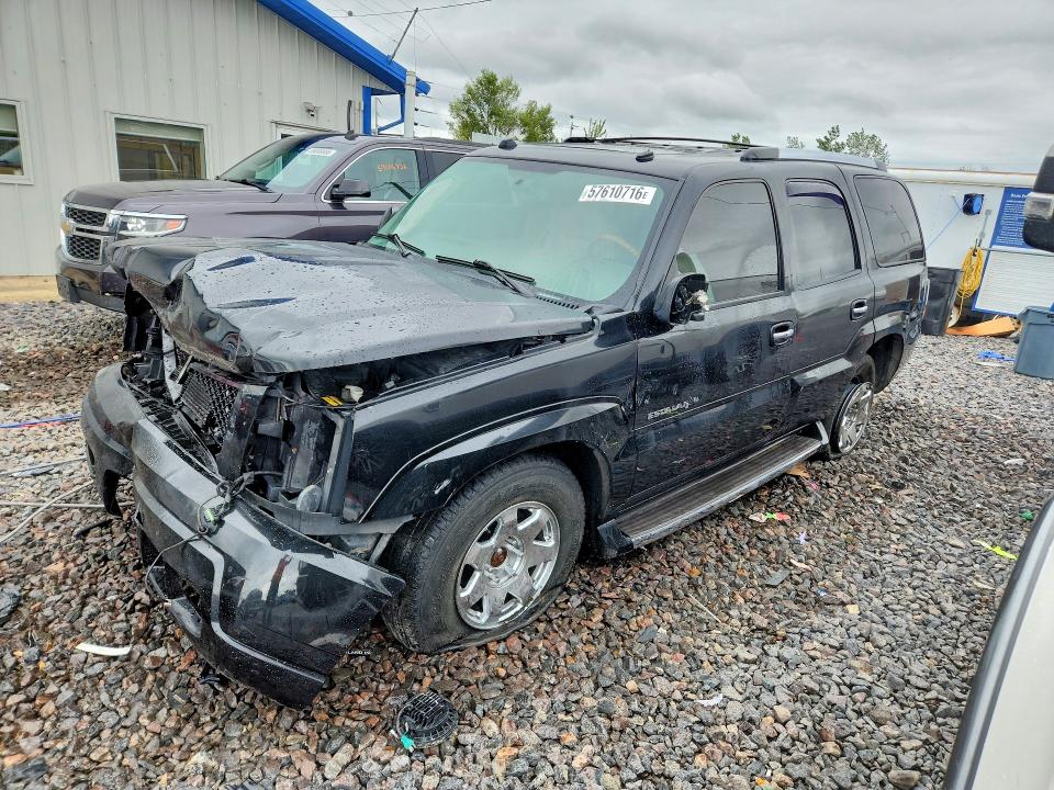 2004 Cadillac Escalade მანქანა იყიდება აუქციონზე, vin: 1GYEK63N14R174715, აუქციონის ნომერი: 57610716
