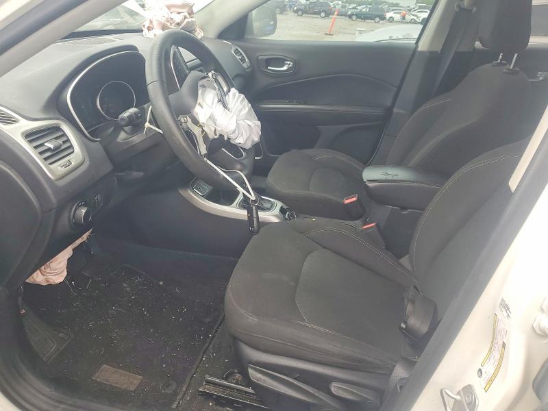58832256 :رقم المزاد ، 3C4NJCAB3JT208236 vin ، 2018 Jeep Compass مزاد بيع