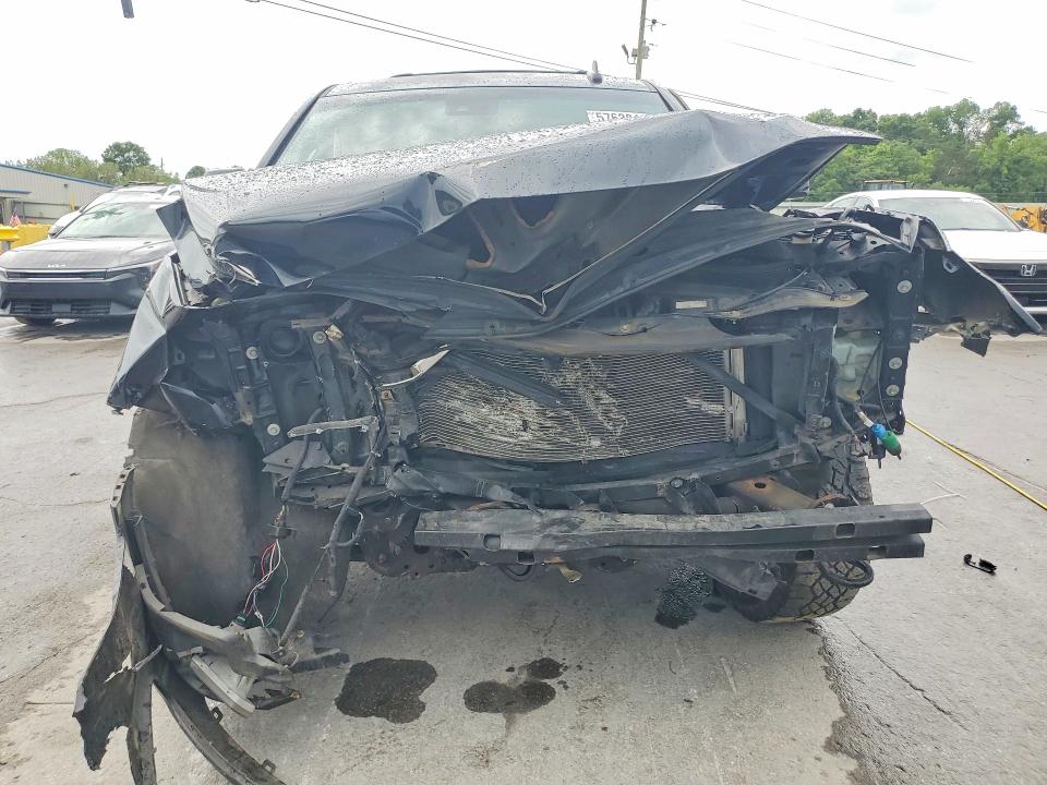 57630466 :رقم المزاد ، 1GNSKBKC6HR372415 vin ، 2017 Chevrolet Tahoe مزاد بيع