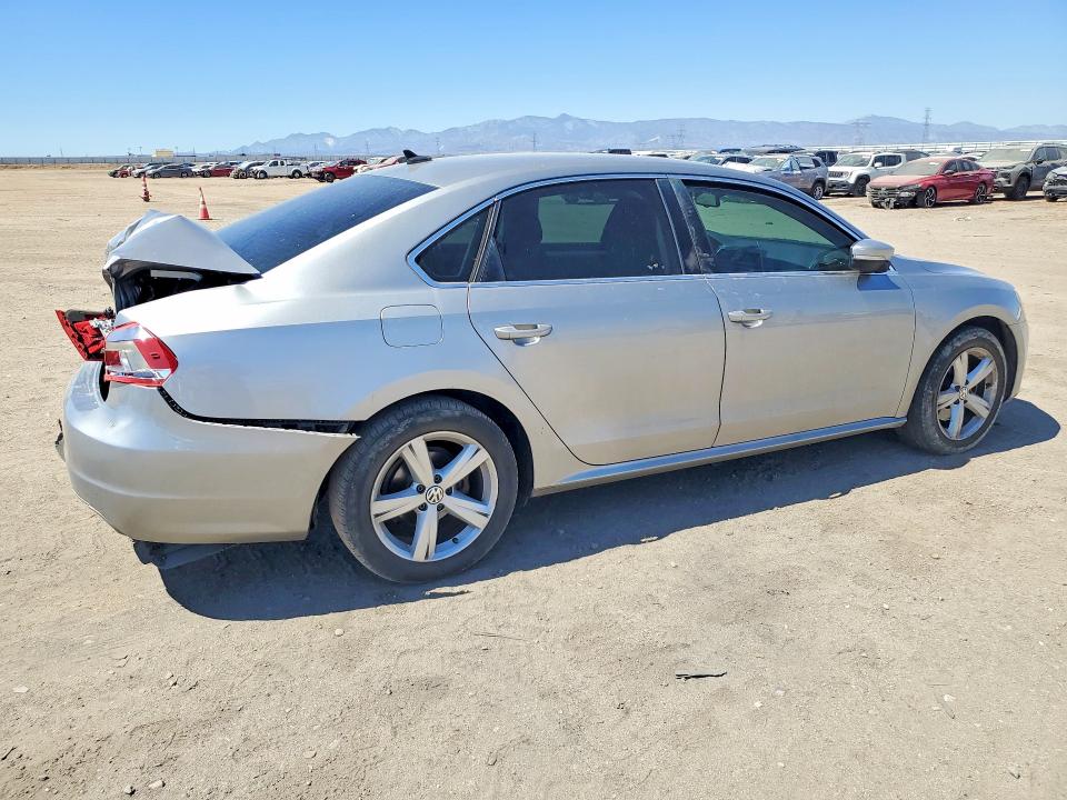 2012 Volkswagen Passat მანქანა იყიდება აუქციონზე, vin: 1VWBP7A31CC080074, აუქციონის ნომერი: 58295276