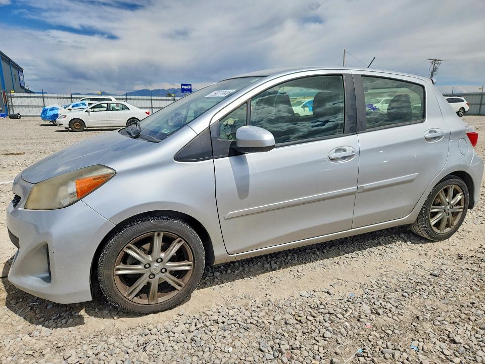 2013 Toyota Yaris მანქანა იყიდება აუქციონზე, vin: JTDKTUD36DD542293, აუქციონის ნომერი: 59277446