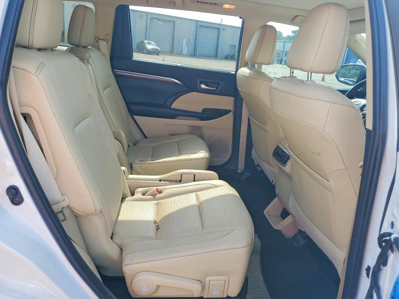 57962566 :رقم المزاد ، 5TDDZRFH7KS977595 vin ، 2019 Toyota Highlander مزاد بيع