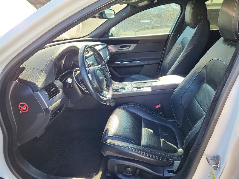 57625656 :رقم المزاد ، SAJBF4BV5GCY16283 vin ، 2016 Jaguar Xf مزاد بيع