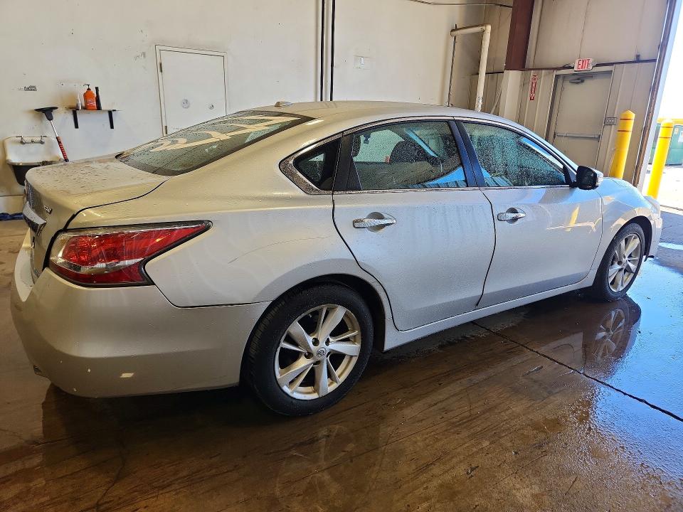 2014 Nissan Altima მანქანა იყიდება აუქციონზე, vin: 1N4AL3AP7EC199732, აუქციონის ნომერი: 56054716