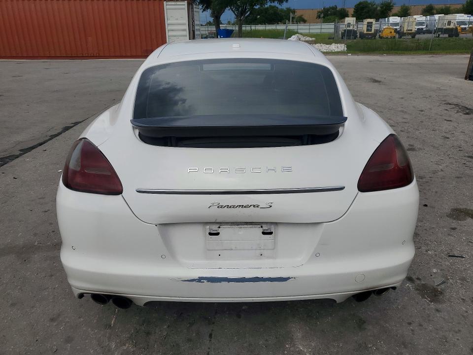58487856 :رقم المزاد ، WP0AB2A78BL060874 vin ، 2011 Porsche Panamera مزاد بيع