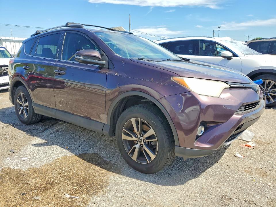 58412966 :رقم المزاد ، 2T3WFREV2JW455513 vin ، 2018 Toyota Rav4 مزاد بيع