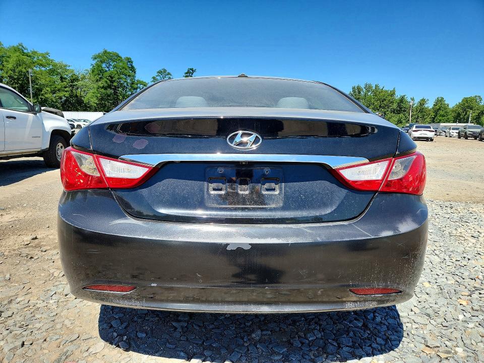 2014 Hyundai Sonata მანქანა იყიდება აუქციონზე, vin: 5NPEB4AC7EH938572, აუქციონის ნომერი: 57342536