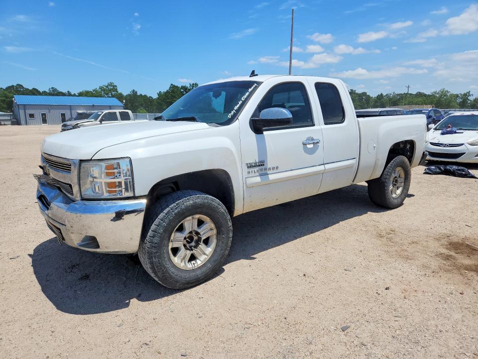 Auction sale of the 2013 Chevrolet Silverado, vin: 1GCRCSE05DZ273312, lot number: 55430656