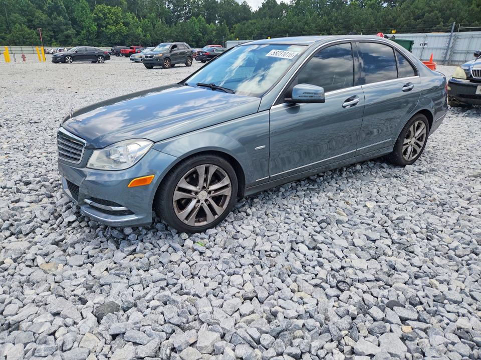 2012 Mercedes-benz C მანქანა იყიდება აუქციონზე, vin: WDDGF4HBXCR212162, აუქციონის ნომერი: 58231016