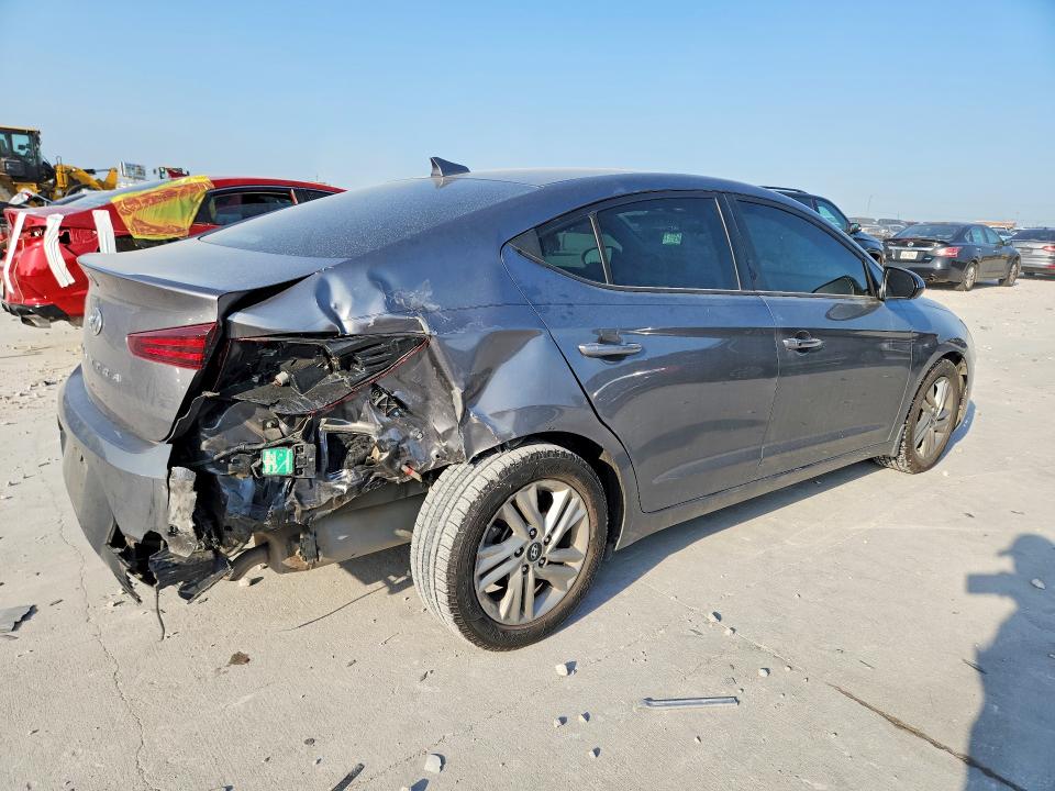 58482106 :رقم المزاد ، 5NPD84LF3LH521769 vin ، 2020 Hyundai Elantra مزاد بيع