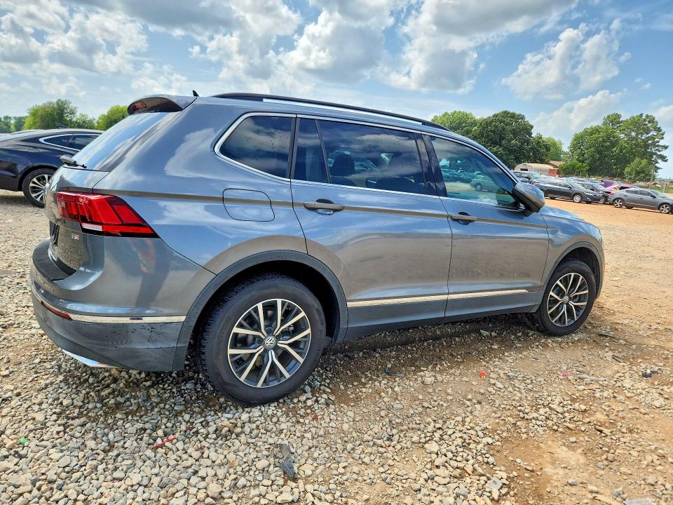Продаж на аукціоні авто 2018 Volkswagen Tiguan, vin: 3VV3B7AX2JM204990, номер лоту: 58996196