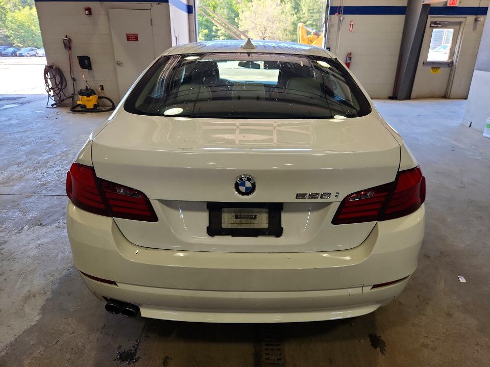 Aukcja sprzedaży 2011 Bmw 528, vin: WBAFR1C59BC750511, numer aukcji: 58096846