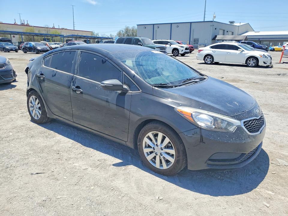 2015 Kia Forte მანქანა იყიდება აუქციონზე, vin: KNAFX4A6XF5383941, აუქციონის ნომერი: 57876056