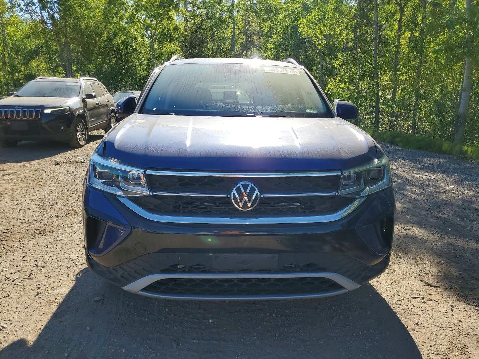 Продаж на аукціоні авто 2022 Volkswagen Taos, vin: 3VV2X7B20NM044601, номер лоту: 54852616