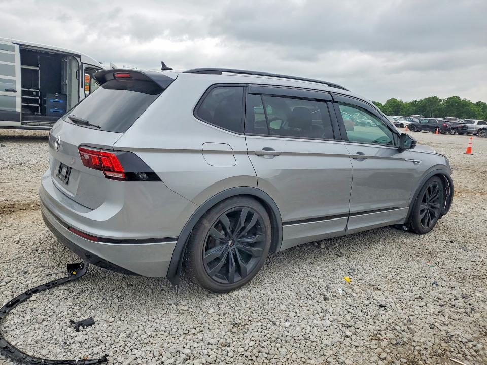55581366 :رقم المزاد ، 3VV2B7AX9MM000820 vin ، 2021 Volkswagen Tiguan مزاد بيع