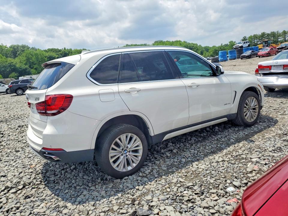 57006596 :رقم المزاد ، 5UXKT0C58G0S77737 vin ، 2016 Bmw X5 مزاد بيع