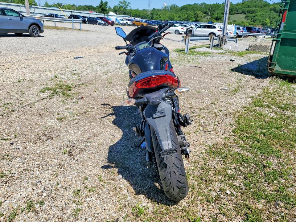 Продажа на аукционе авто 2011 Kawasaki Ex650, vin: JKAEXEC18BDA64802, номер лота: 57044696
