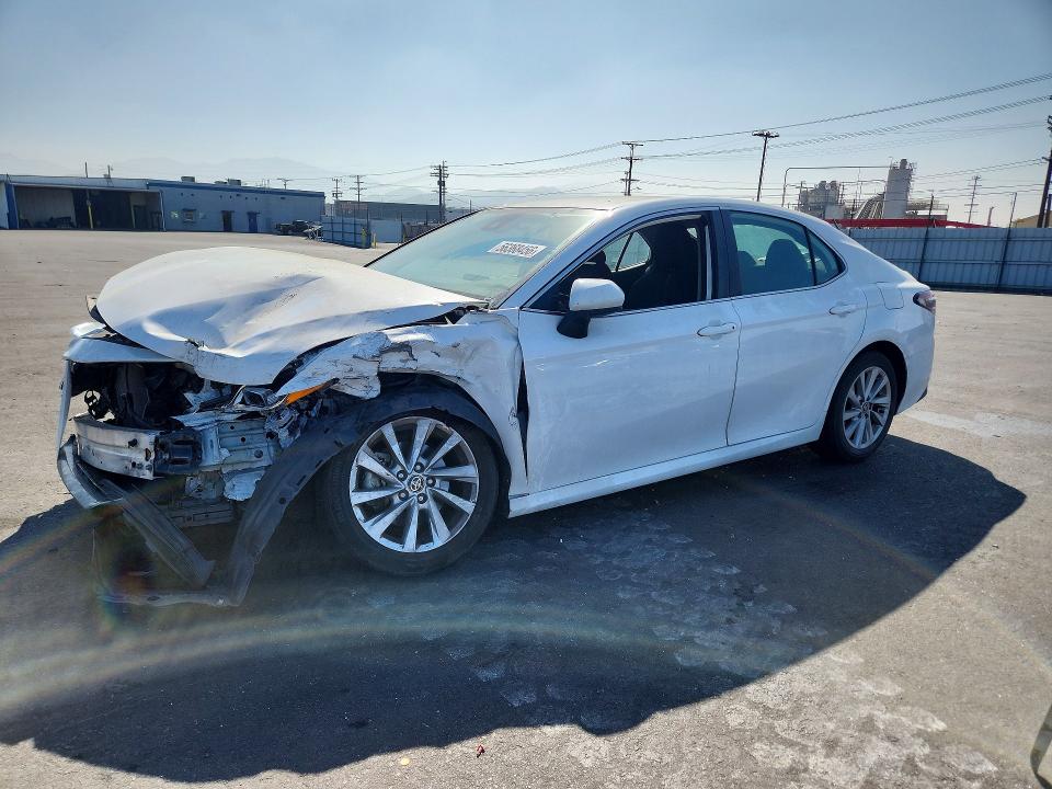 2023 Toyota Camry მანქანა იყიდება აუქციონზე, vin: 4T1C11AK6PU175996, აუქციონის ნომერი: 56368456
