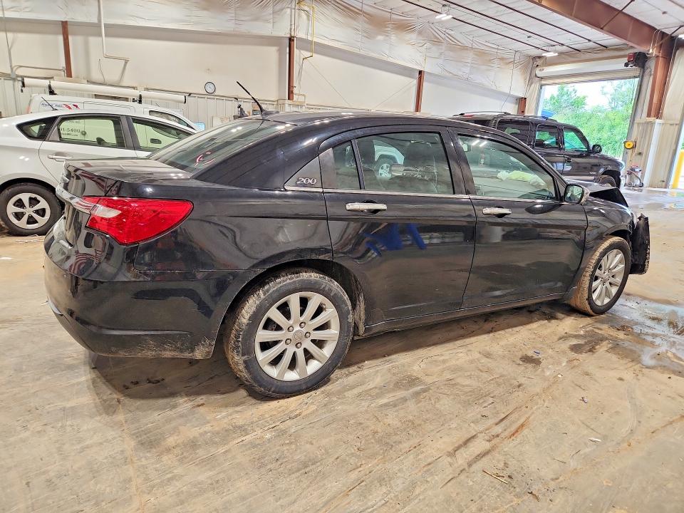 2014 Chrysler 200 მანქანა იყიდება აუქციონზე, vin: 1C3CCBCGXEN192101, აუქციონის ნომერი: 56836406