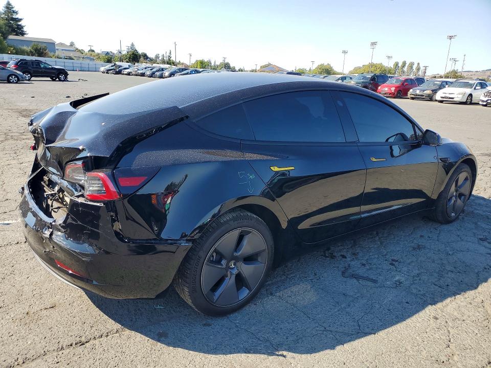58056156 :رقم المزاد ، 5YJ3E1EA4PF425772 vin ، 2023 Tesla Model 3 مزاد بيع