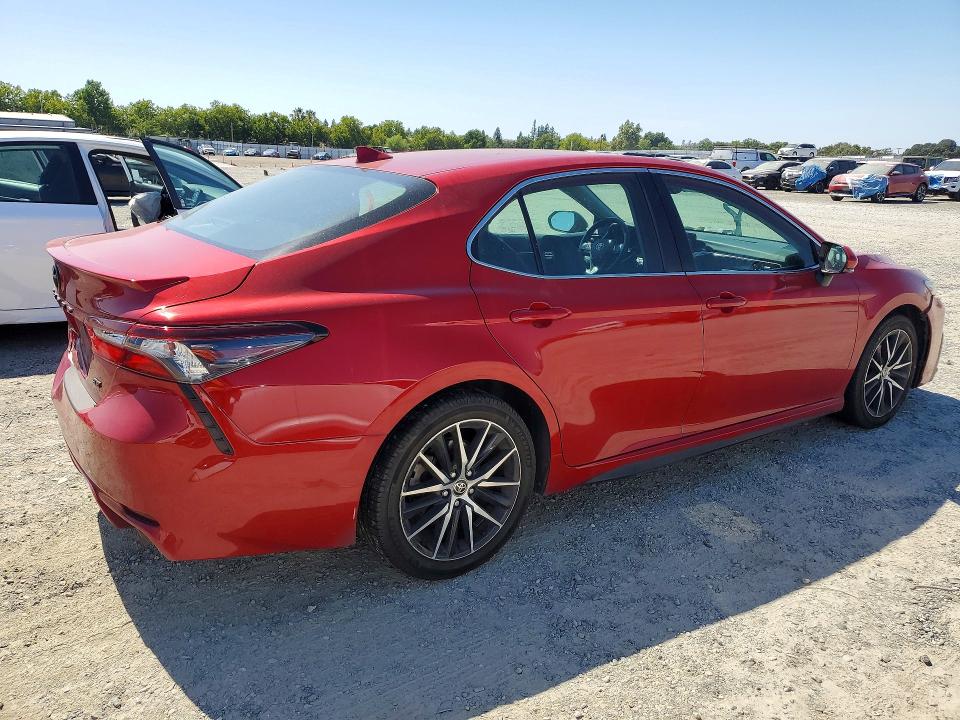 2022 Toyota Camry მანქანა იყიდება აუქციონზე, vin: 4T1T11AK3NU005107, აუქციონის ნომერი: 57738186
