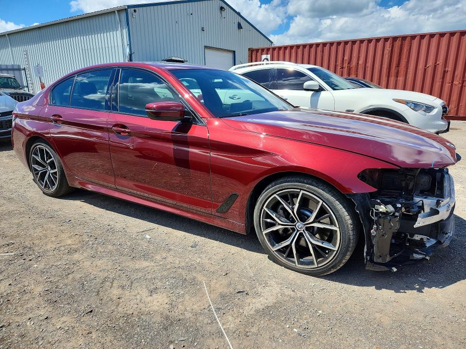 57266646 :رقم المزاد ، WBA13BJ02NCK85082 vin ، 2022 Bmw 530 مزاد بيع