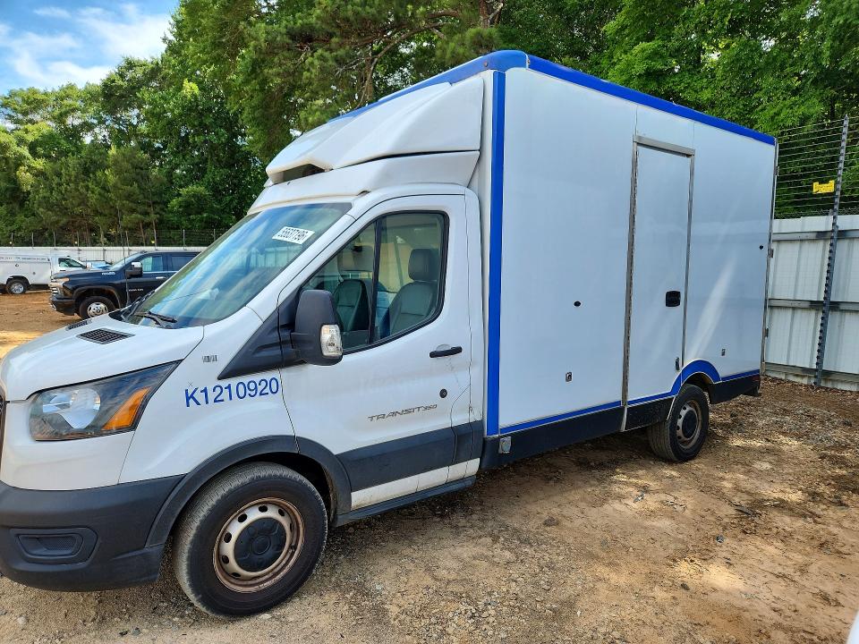 55637196 :رقم المزاد ، 1FDBW5Z85NKA01522 vin ، 2022 Ford Transit مزاد بيع