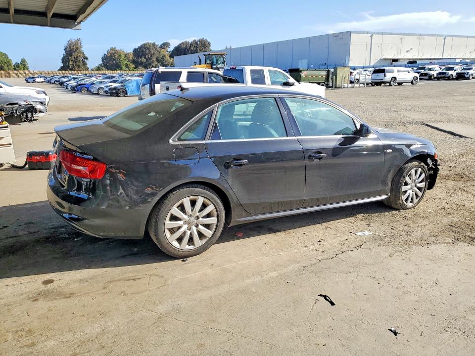Продаж на аукціоні авто 2015 Audi A4, vin: WAUBFAFL4FN027516, номер лоту: 55456836