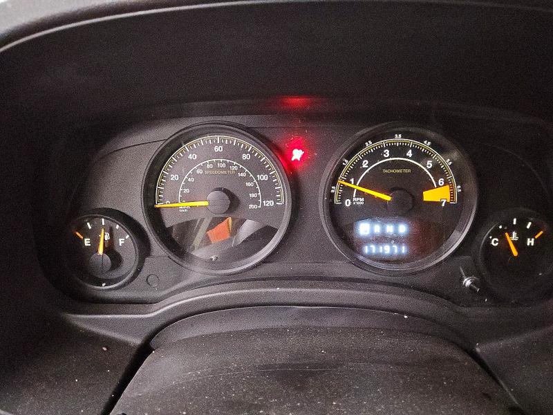 58641376 :رقم المزاد ، 1C4NJPBB1FD264405 vin ، 2015 Jeep Patriot مزاد بيع