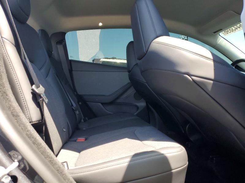 2026 Tesla Model Y მანქანა იყიდება აუქციონზე, vin: 7SAYGDED5TA601296, აუქციონის ნომერი: 56443896