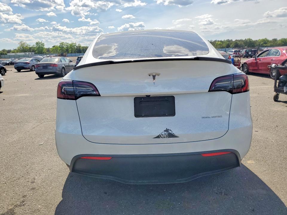 55752646 :رقم المزاد ، 7SAYGDEE3PA196358 vin ، 2023 Tesla Model Y مزاد بيع