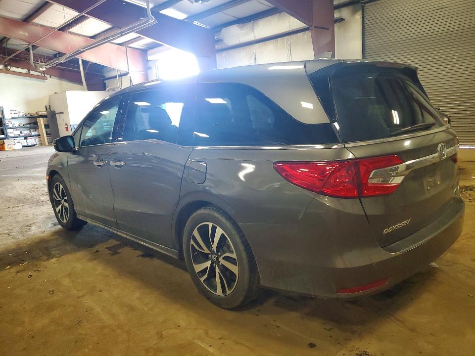 57750836 :رقم المزاد ، 5FNRL6H90JB019686 vin ، 2018 Honda Odyssey مزاد بيع