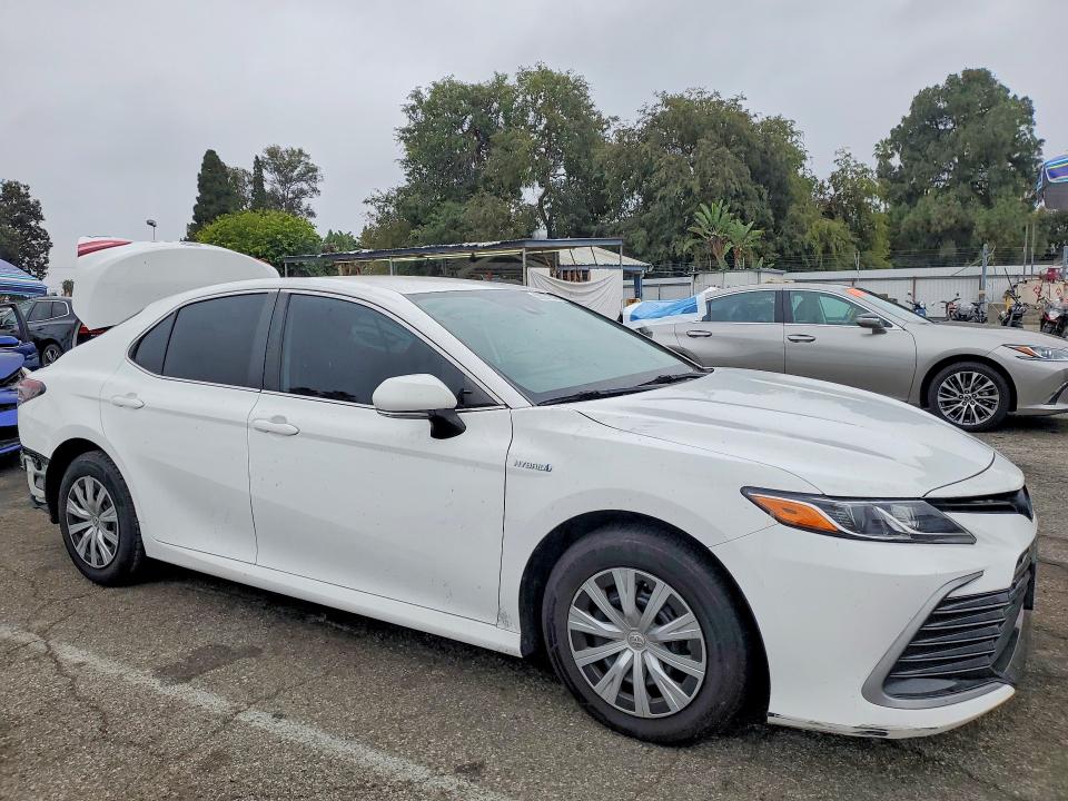 Продажа на аукционе авто 2021 Toyota Camry, vin: 4T1C31AK6MU564269, номер лота: 58077816