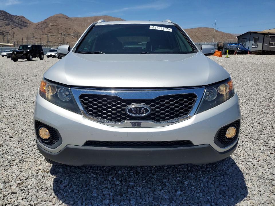 55791386 :رقم المزاد ، 5XYKT3A61DG418118 vin ، 2013 Kia Sorento مزاد بيع