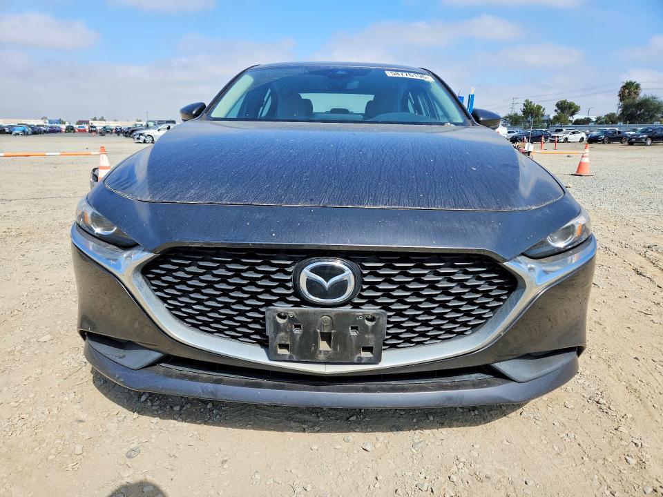 58776196 :رقم المزاد ، 3MZBPACLXLM122623 vin ، 2020 Mazda 3 مزاد بيع