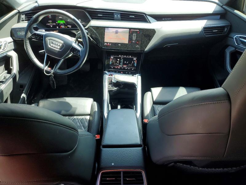 2022 Audi E-tron S მანქანა იყიდება აუქციონზე, vin: WA1VCBGE3NB039763, აუქციონის ნომერი: 56596386