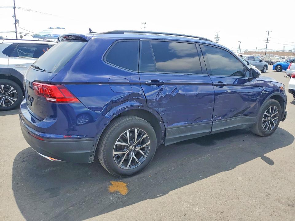 59285646 :رقم المزاد ، 3VV1B7AX0MM077099 vin ، 2021 Volkswagen Tiguan مزاد بيع