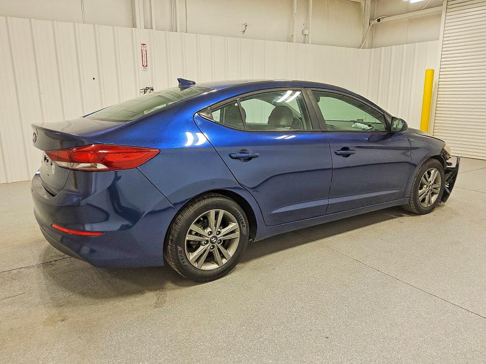 58036076 :رقم المزاد ، 5NPD84LF8JH255372 vin ، 2018 Hyundai Elantra مزاد بيع