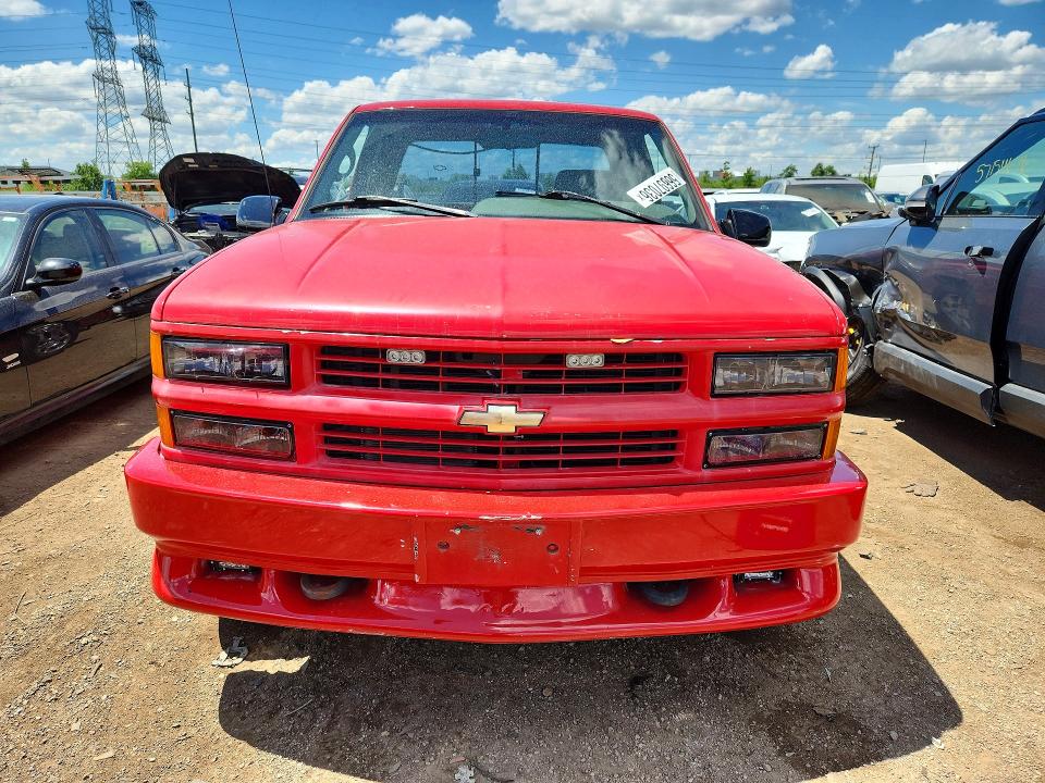 56697036 :رقم المزاد ، 2GBEK19K5S1293190 vin ، 1995 Chevrolet Gmt-400 مزاد بيع