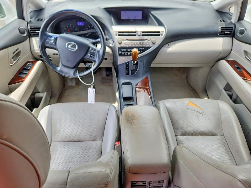 56843396 :رقم المزاد ، 2T2ZK1BA0AC007529 vin ، 2010 Lexus Rx مزاد بيع