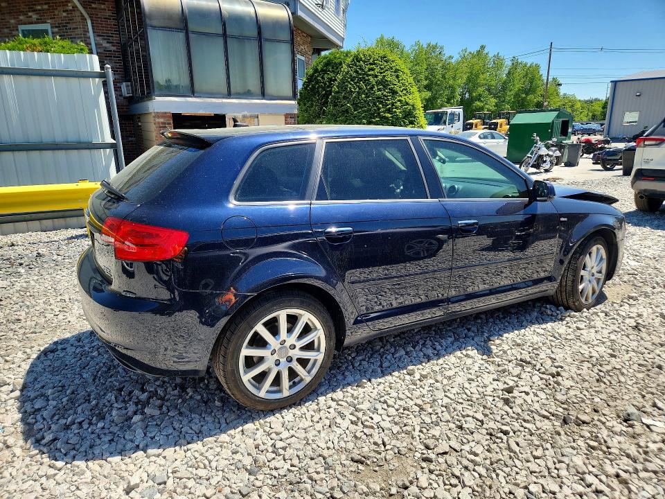 Продаж на аукціоні авто 2013 Audi A3, vin: WAUMFAFM4DA012892, номер лоту: 55160186
