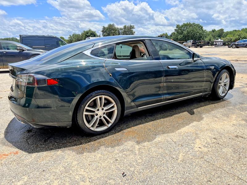 57662306 :رقم المزاد ، 5YJSA1AC1DFP10732 vin ، 2013 Tesla Model S مزاد بيع