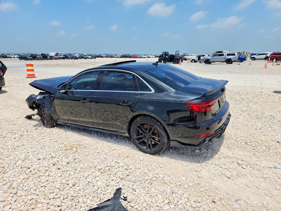 Продажа на аукционе авто 2018 Audi A4, vin: WAUENAF46JA130896, номер лота: 57060706