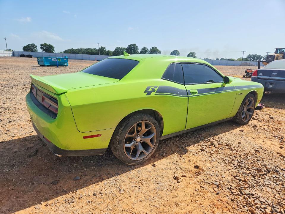 85625665 :رقم المزاد ، 2C3CDZBT6FH710073 vin ، 2015 Dodge Challenger مزاد بيع