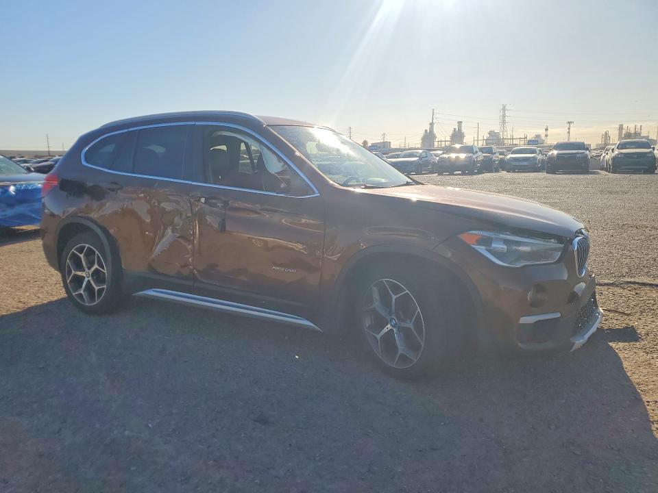 Продаж на аукціоні авто 2017 Bmw X1, vin: WBXHT3C34H5F72405, номер лоту: 56138316